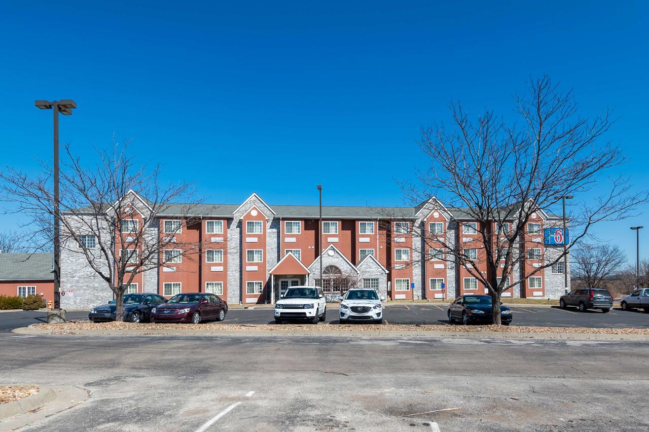 Motel 6-Olathe, Ks Exterior photo